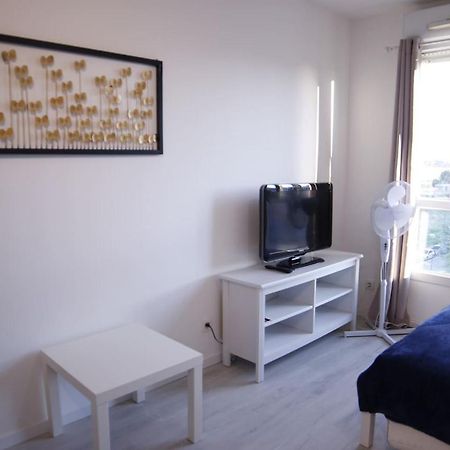 New- Relaxing Studio - 5 Min From Disneyland Paris 몽테브랭 외부 사진