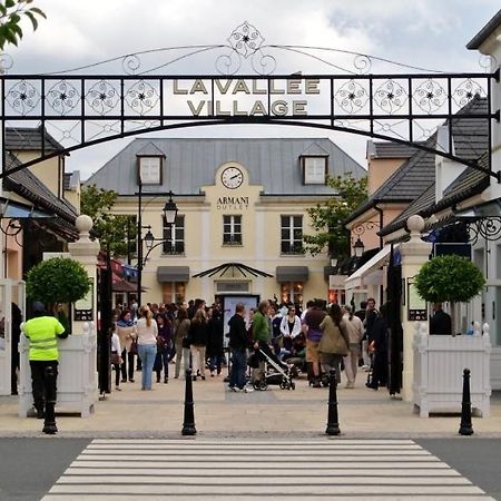 New- Relaxing Studio - 5 Min From Disneyland Paris 몽테브랭 외부 사진